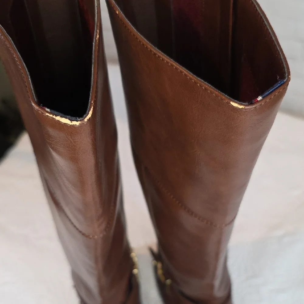 Tommy Hilfiger SHAHAR Brown Leather Riding Boots Gold H Buckle Wide Calf siz 7.5